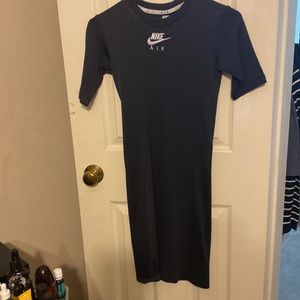 Only wore once to try on.  It was too small.